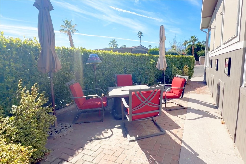 Desert Shadows RV Resort (33619) - Manufactured In Park