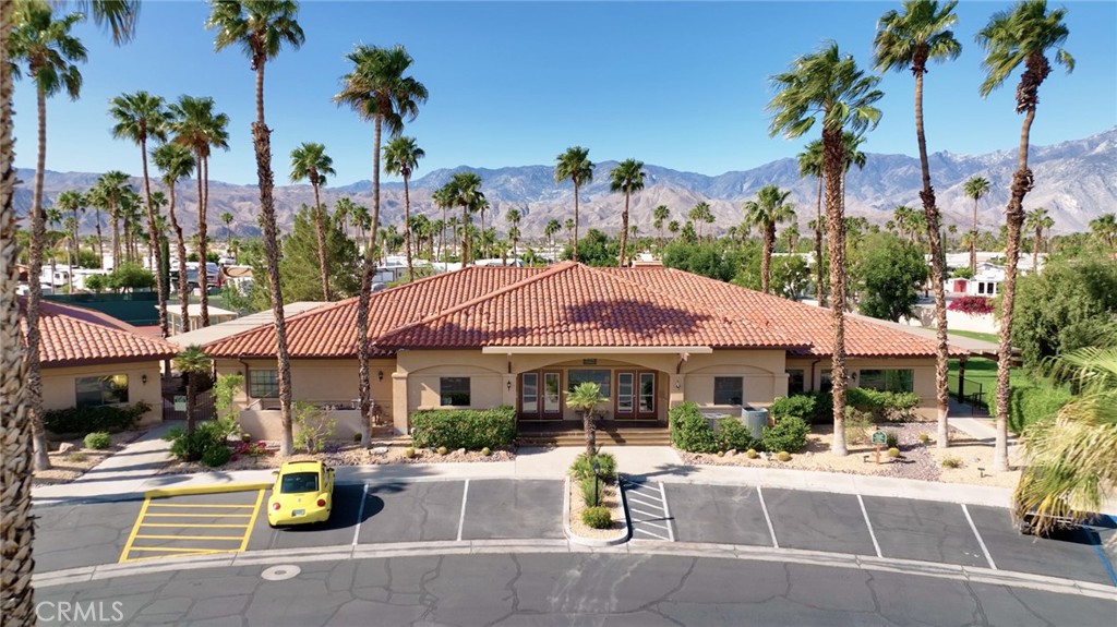 Desert Shadows RV Resort (33619) - Manufactured In Park