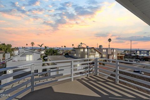 Tiny photo for 5120 Seabreeze Way, Oxnard, CA 93035 (MLS # V1-35049)