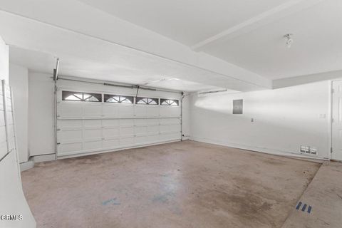 Tiny photo for 5120 Seabreeze Way, Oxnard, CA 93035 (MLS # V1-35049)