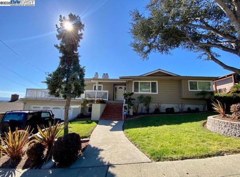 2567 Humboldt San Leandro CA 94577