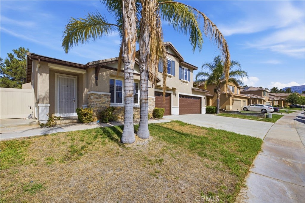 1129 N Shooting Star Drive N