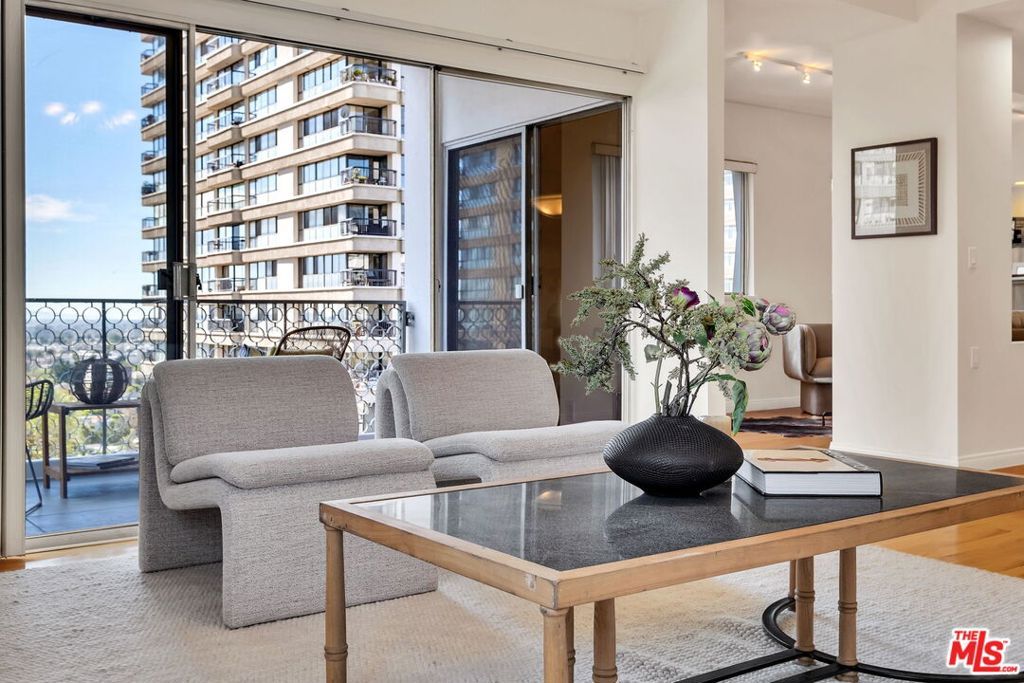 Photo of 10787 Wilshire Boulevard #802, Los Angeles, CA 90024 (MLS # 26655687)