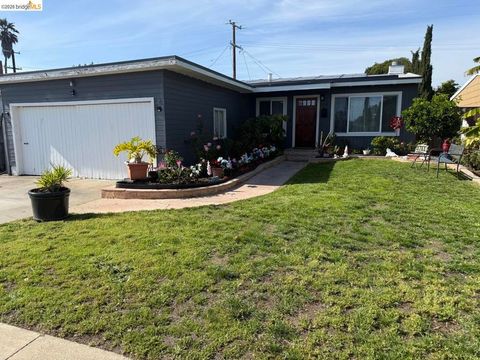 Photo of 1765 Hemlock AVE Ave, San Mateo, CA 94401 (MLS # 41133327)