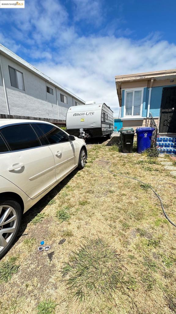 RICHMOND VILLA - Residential Income