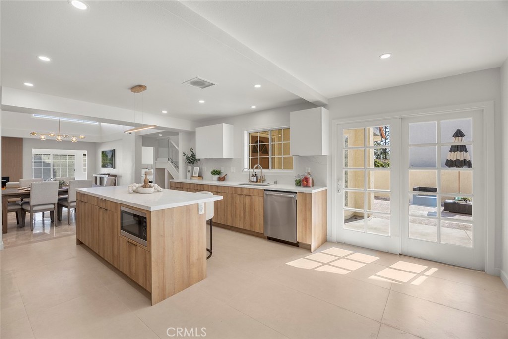 Anaheim Shores (ANSH) - Residential
