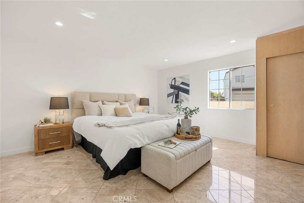 Anaheim Shores (ANSH) - Residential