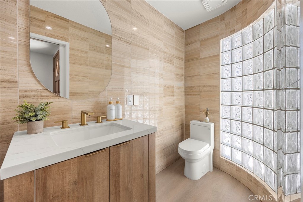 Anaheim Shores (ANSH) - Residential