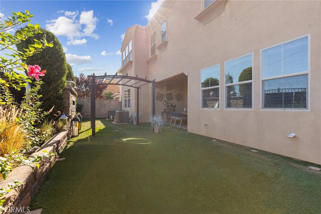 Monterra (MONTE) - Residential