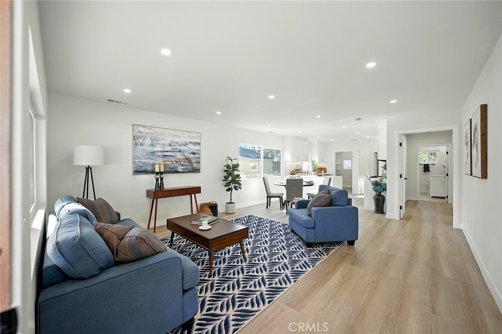 482 Mountain View Street