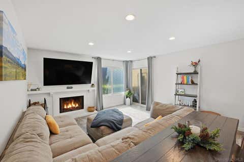 Photo of 6363 Rancho Mission Rd RD #7, San Diego, CA 92108 (MLS # 260019975SD)