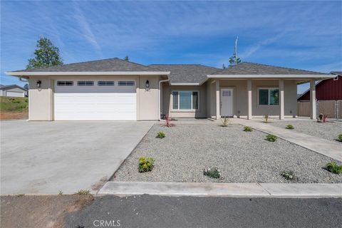 Photo of 585 Valley View Dr, Paradise, CA 95969 (MLS # SN26057312)