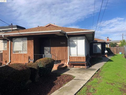 Photo of 3681 39Th Ave Ave, Oakland, CA 94619 (MLS # 41109597) Photo of 3681 39Th Ave Ave, Oakland, CA 94619 (MLS # 41109597)