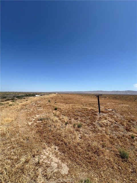 Tiny photo for 1 Cole Trail, Santa Margarita, CA 93453 (MLS # PI25132416)