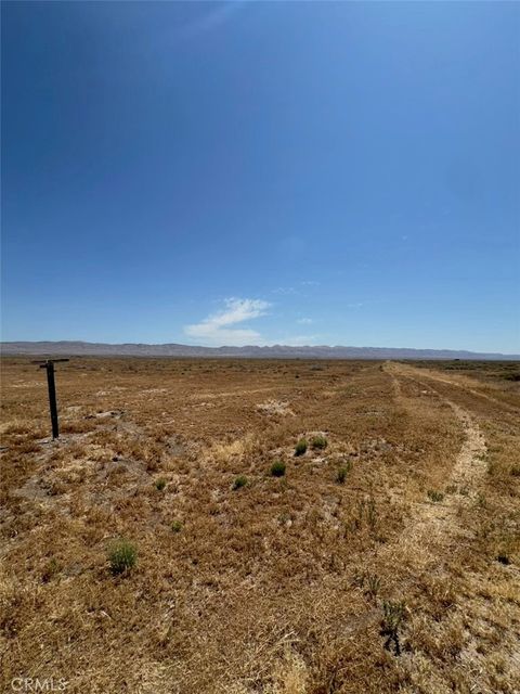 Tiny photo for 1 Cole Trail, Santa Margarita, CA 93453 (MLS # PI25132416)