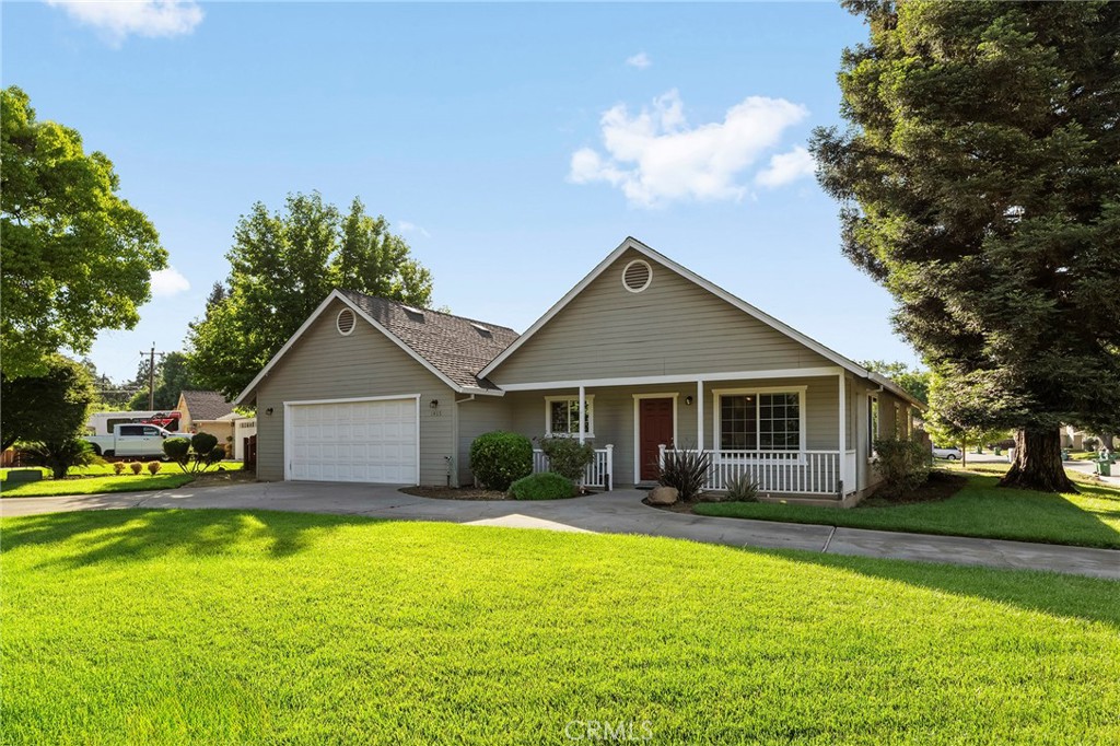 1465 W Lindo Avenue