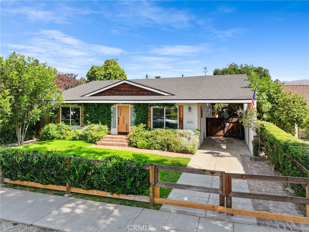 1321 W Morningside Drive