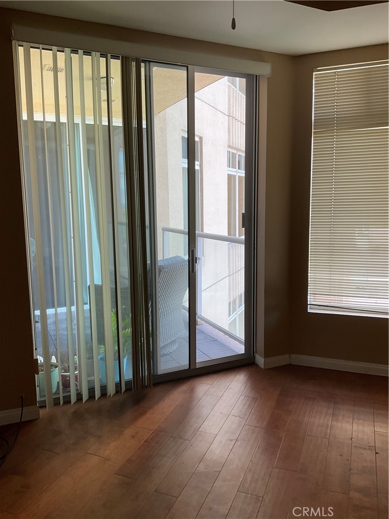 388 E Ocean Boulevard 718