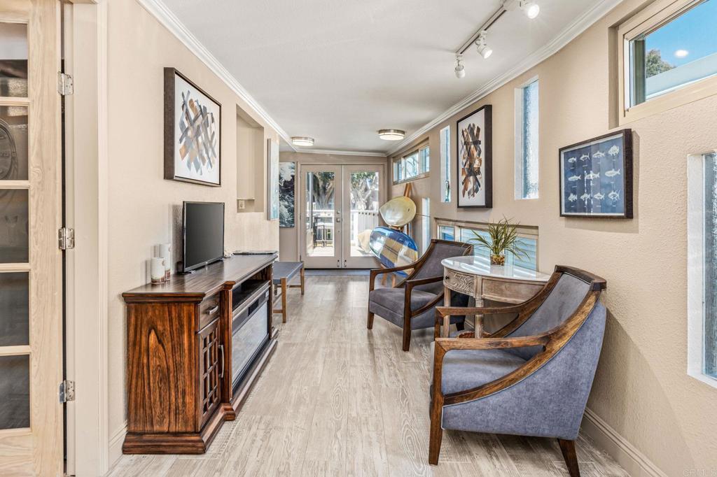 7232 Santa Barbara Street 318