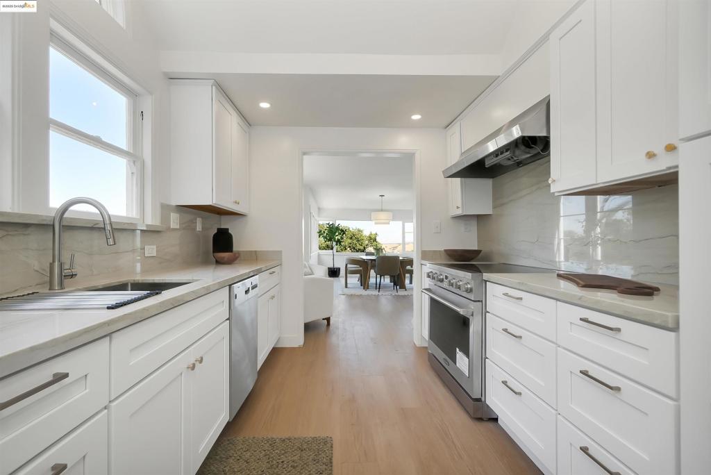 CASTLEWOOD C.C. - Residential
