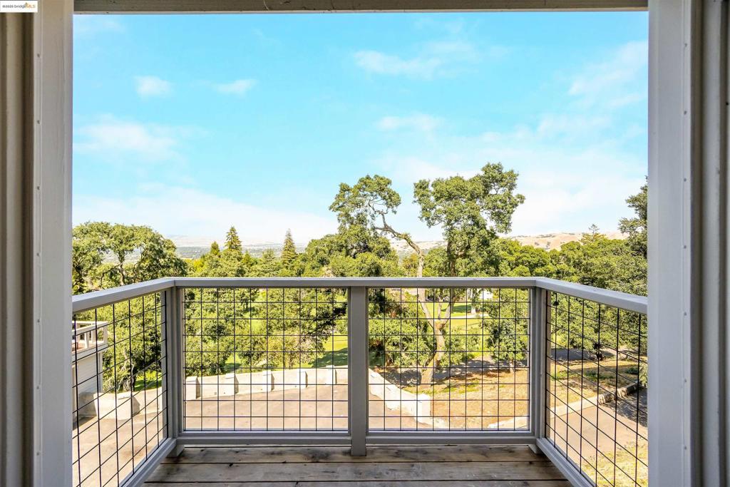 CASTLEWOOD C.C. - Residential