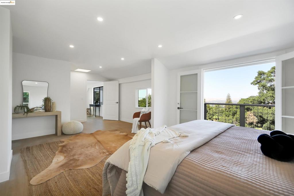 CASTLEWOOD C.C. - Residential