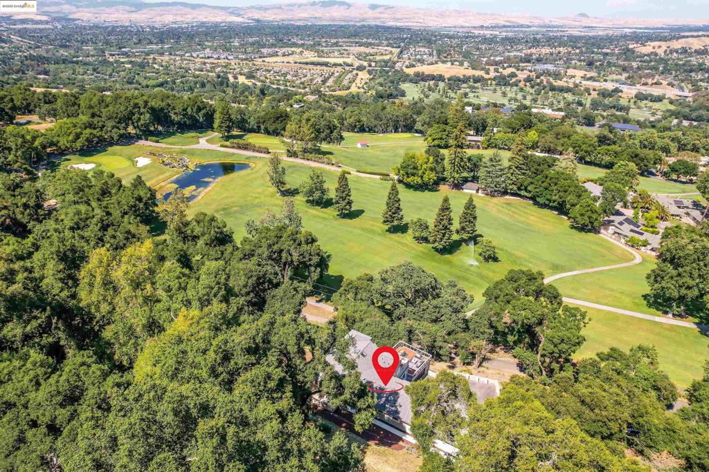 CASTLEWOOD C.C. - Residential