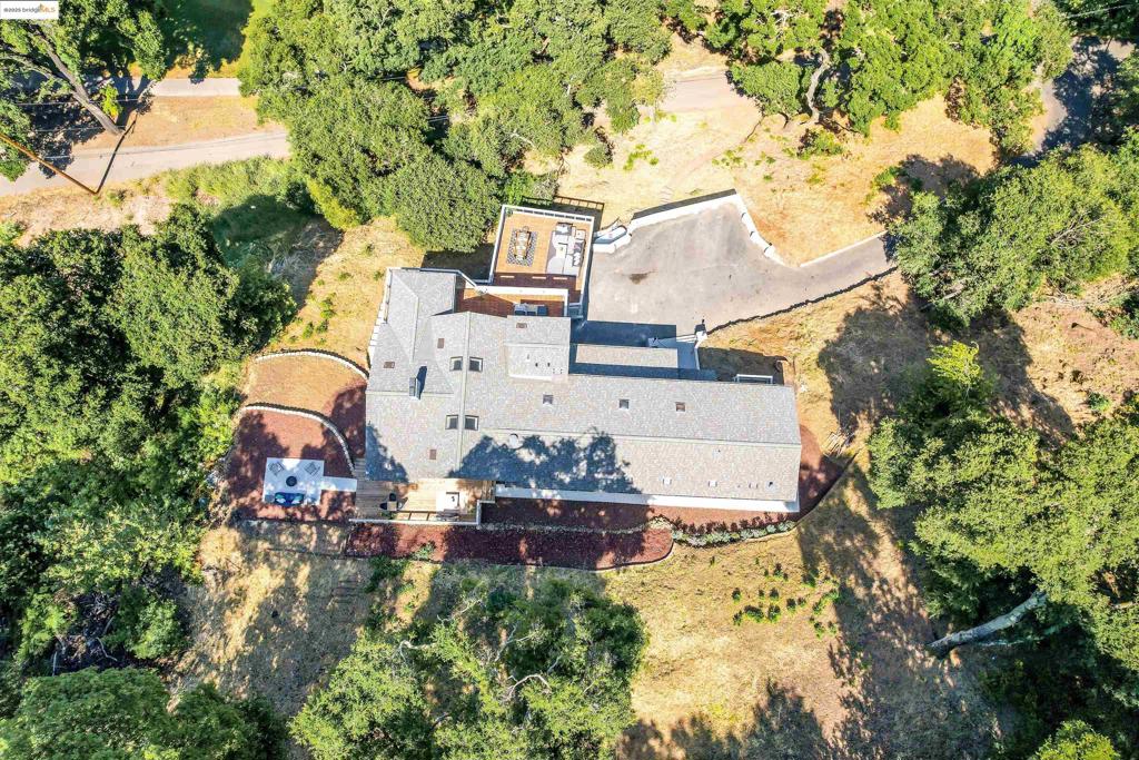 CASTLEWOOD C.C. - Residential