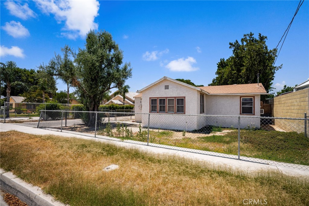 9804 Palmetto Avenue