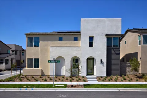 MLS: OC26108298
