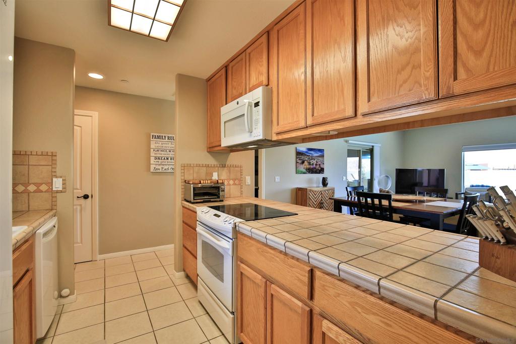 3228 Broken Arrow Rd