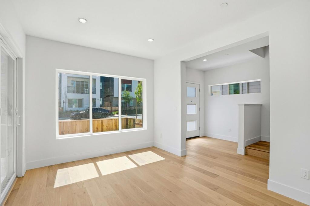 6002 Sunglow Terrace