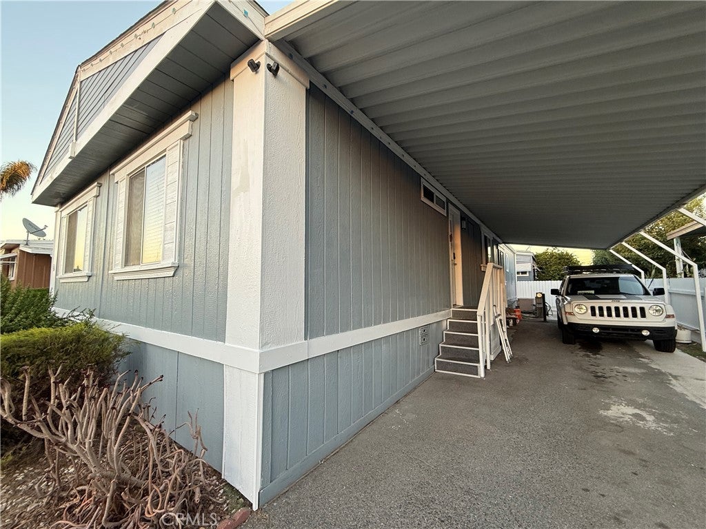12861 West St 143