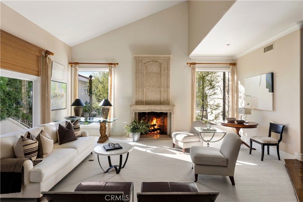 Photo of 22 Belmont, Newport Beach, CA 92660 (MLS # NP26014834)