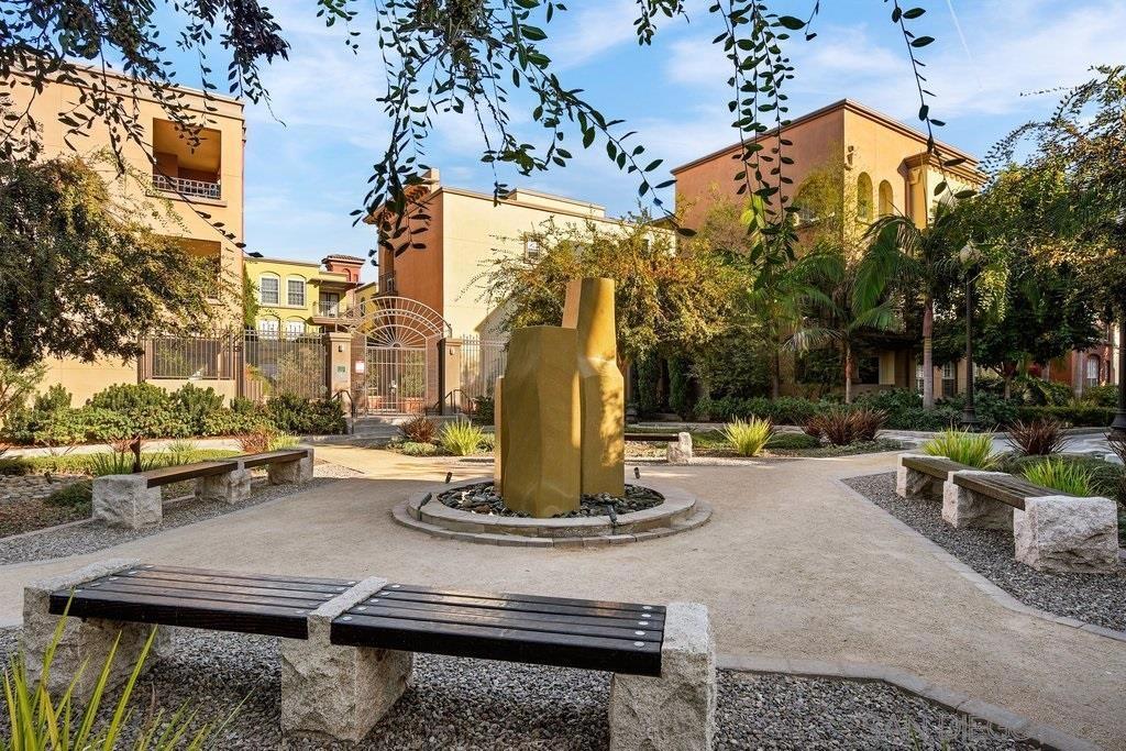 Hillcrest - Residential Lease