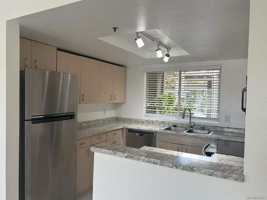 Hillcrest - Residential Lease