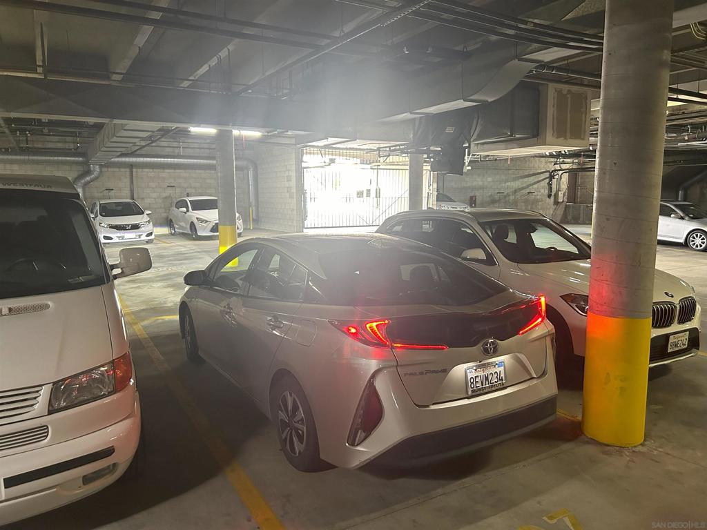 Hillcrest - Residential Lease