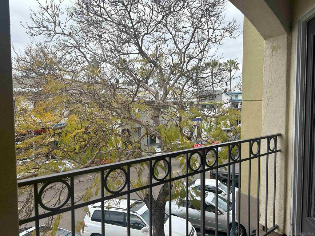 Hillcrest - Residential Lease