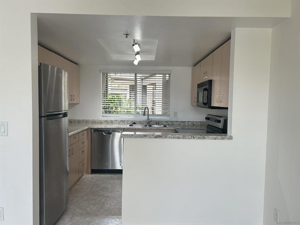 Hillcrest - Residential Lease