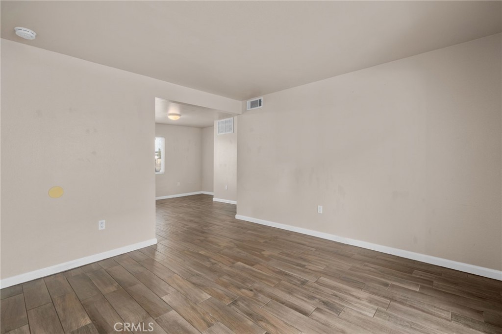 2536 White Oak Place 5