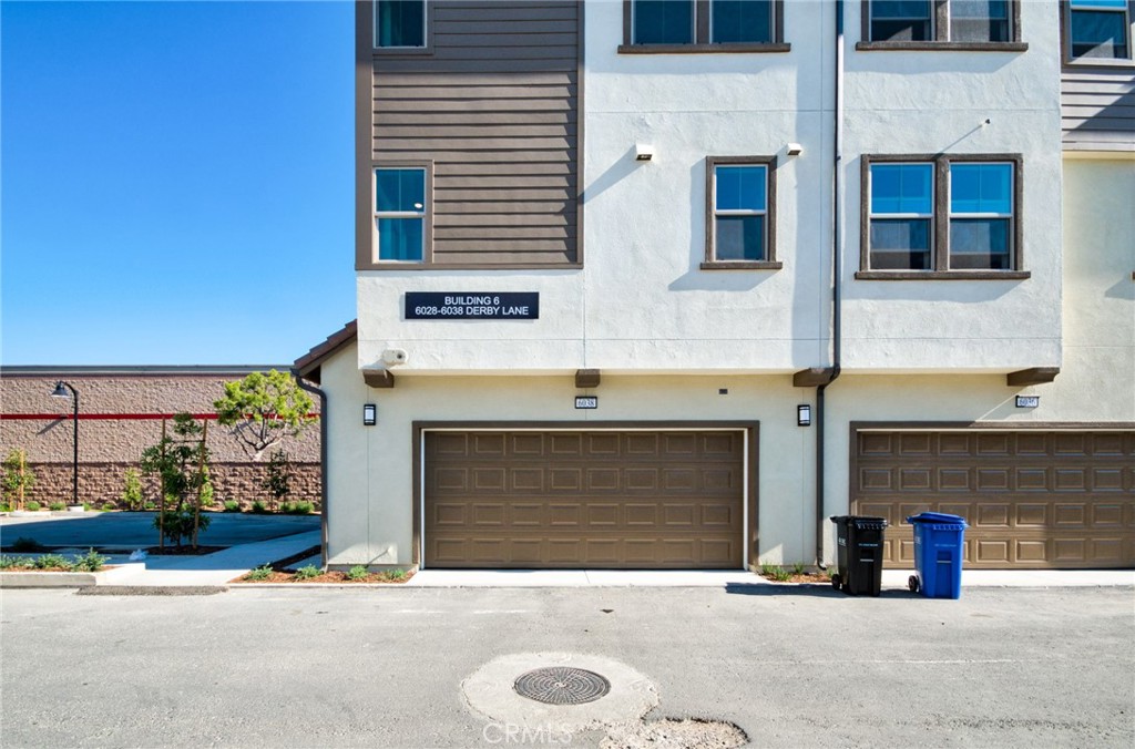 6038 Derby Lane