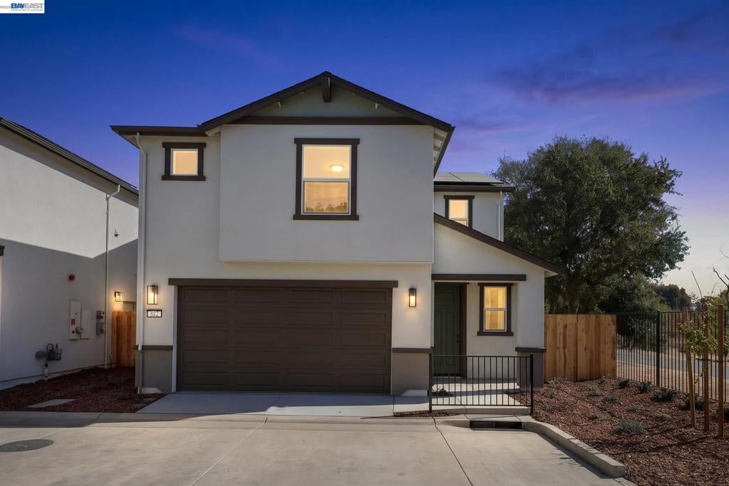 852 Pecan Tree Ln