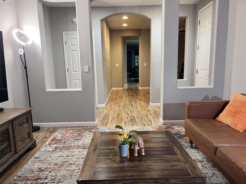 ROSE GARDEN - Residential