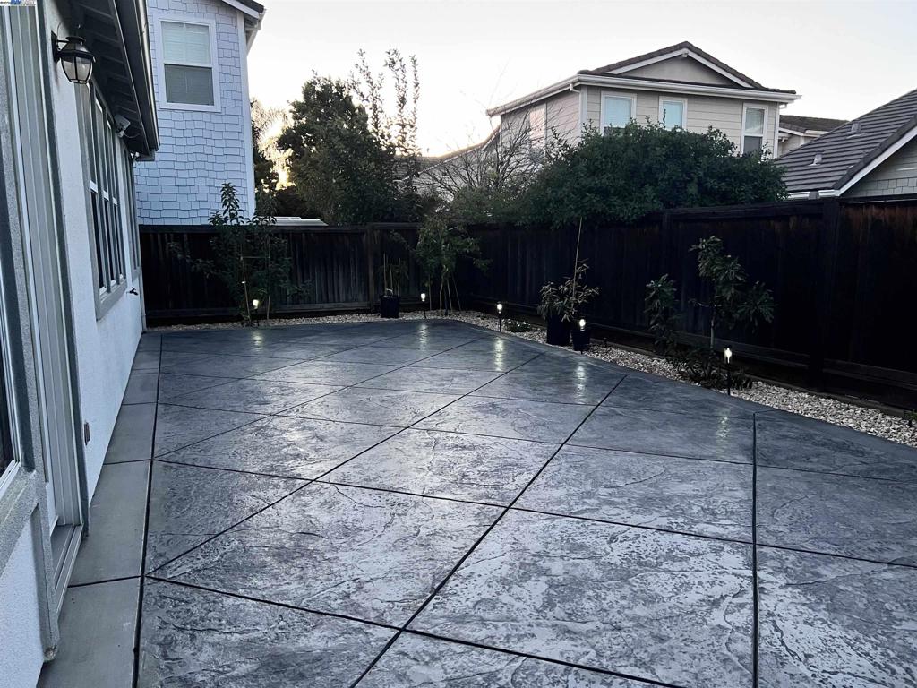 ROSE GARDEN - Residential