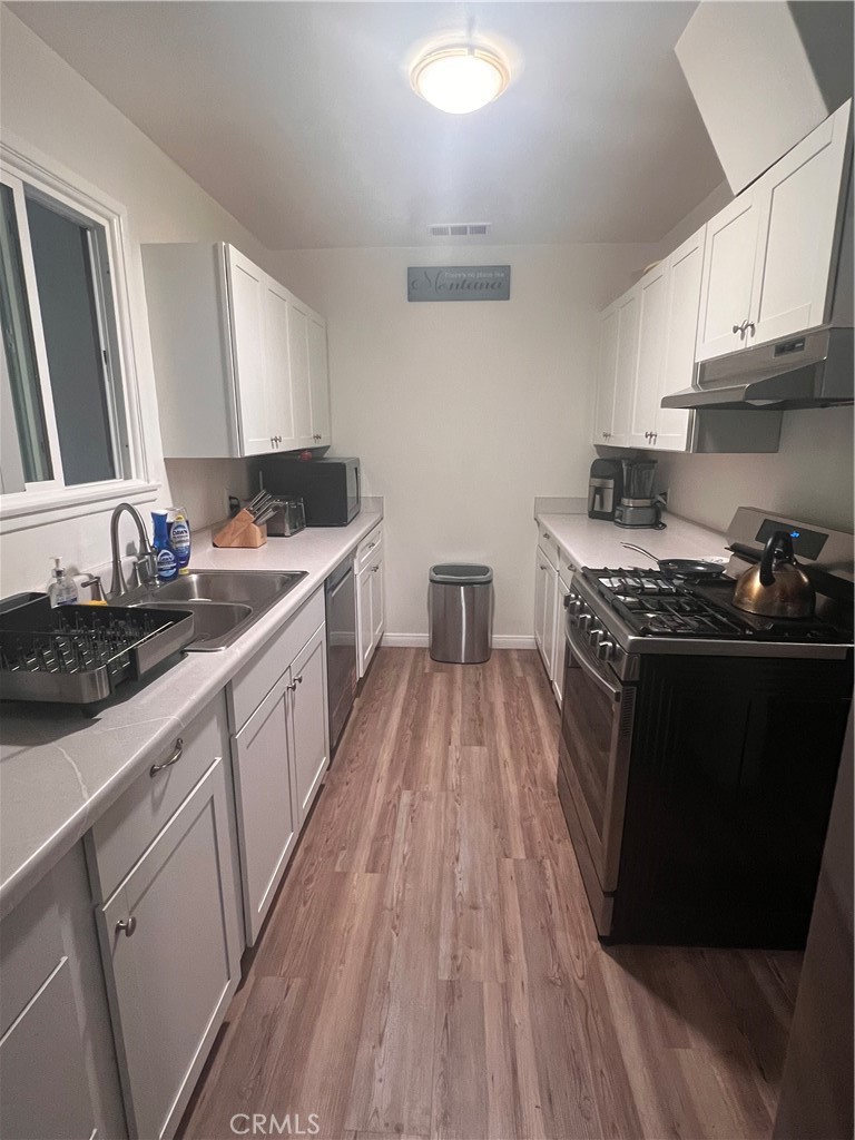 9652 Rincon