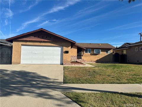 Photo of 5775 Trinidad Way, Buena Park, CA 90620 (MLS # PW26057425)