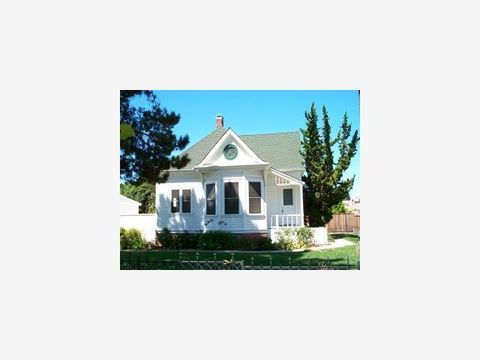 Photo of 901 Sunnyvale Saratoga Road, Sunnyvale, CA 94087 (MLS # ML82038168)