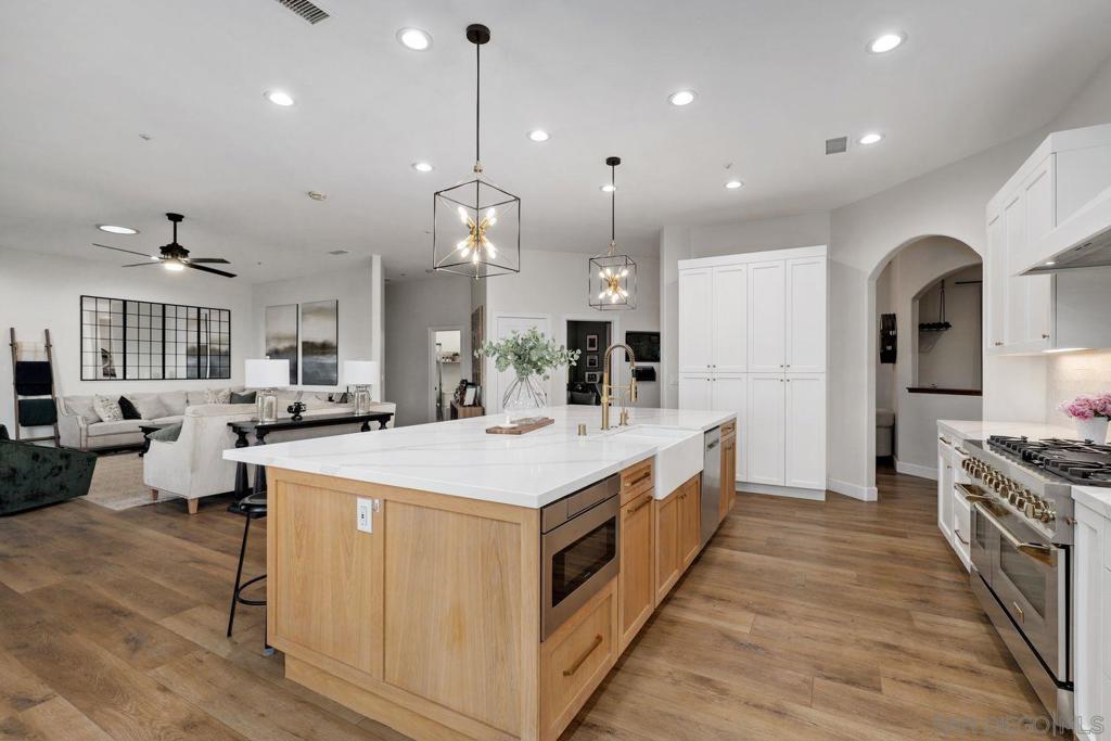 Ramona - Residential