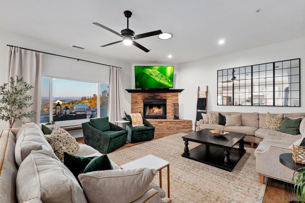 Ramona - Residential