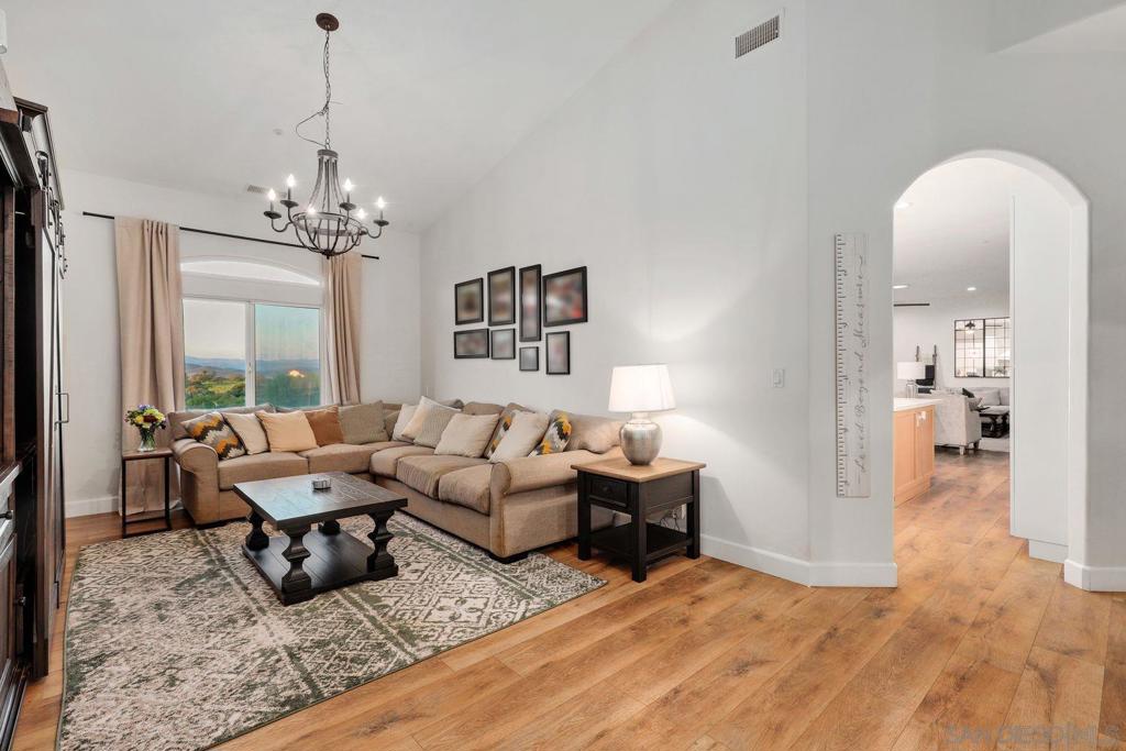 Ramona - Residential